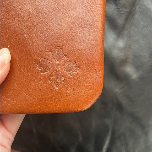 Patricia Nash brown Leather Wristlet - Picture 10 of 14